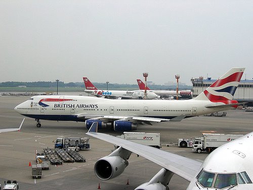 Boeing 747-400 (2) Actual Size Image