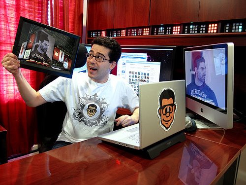 Chris Pirillo  Actual Size Image