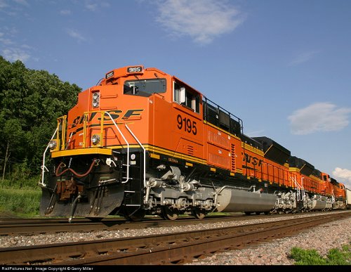 EMD SD 70 ACe Actual Size Image