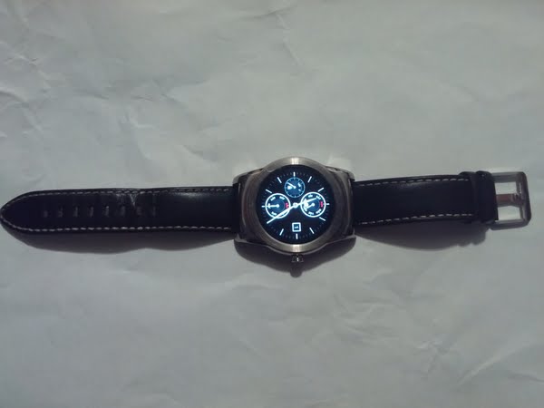 LG Watch Urbane Actual Size Image